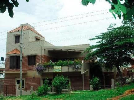 Tulips Homestay Mysore Esterno foto